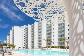 3-Bed Flat , Ocean Garden , Heated Pool & Parking, PP207